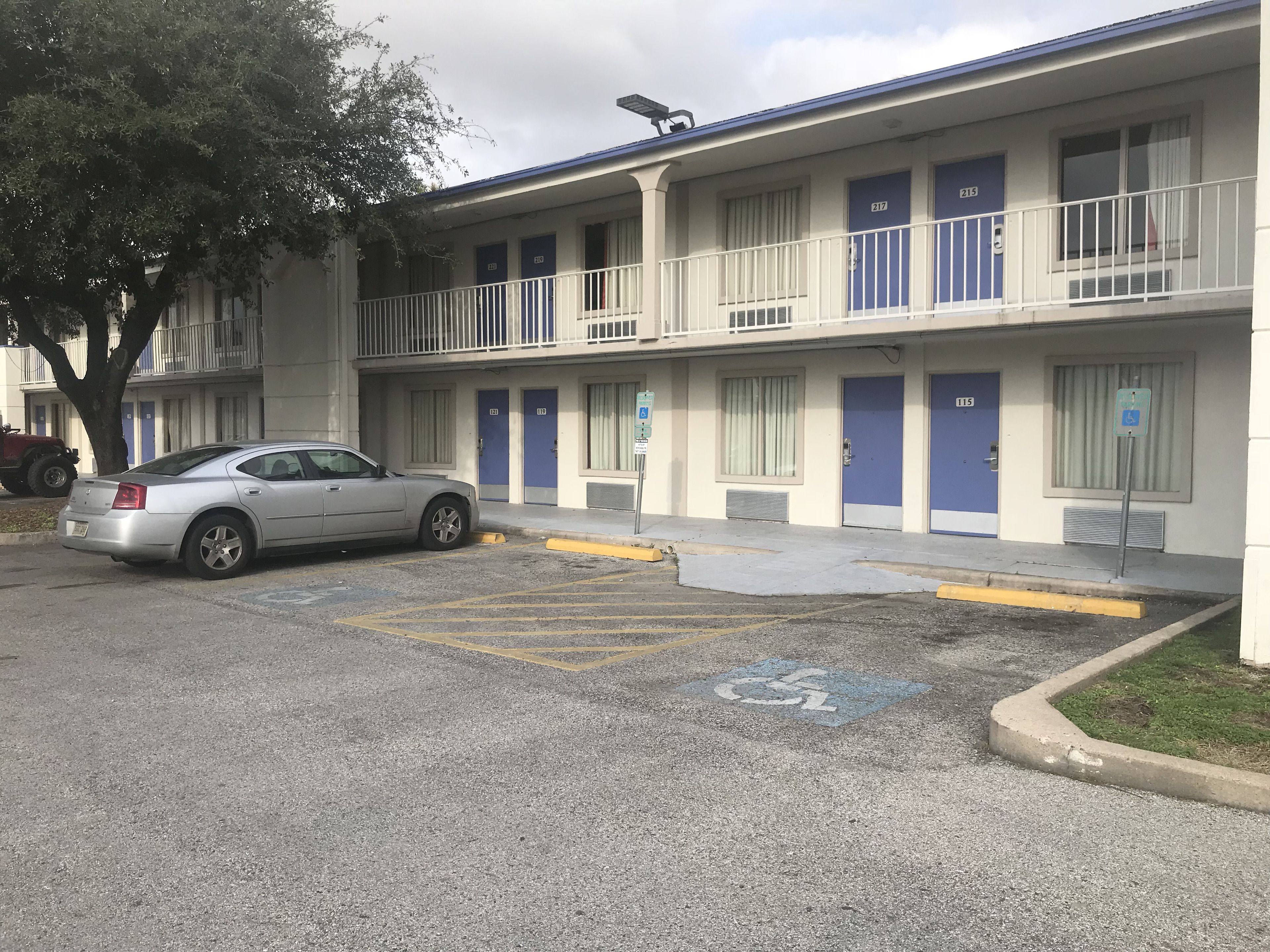 Photo - Motel 6-Houston, TX - East