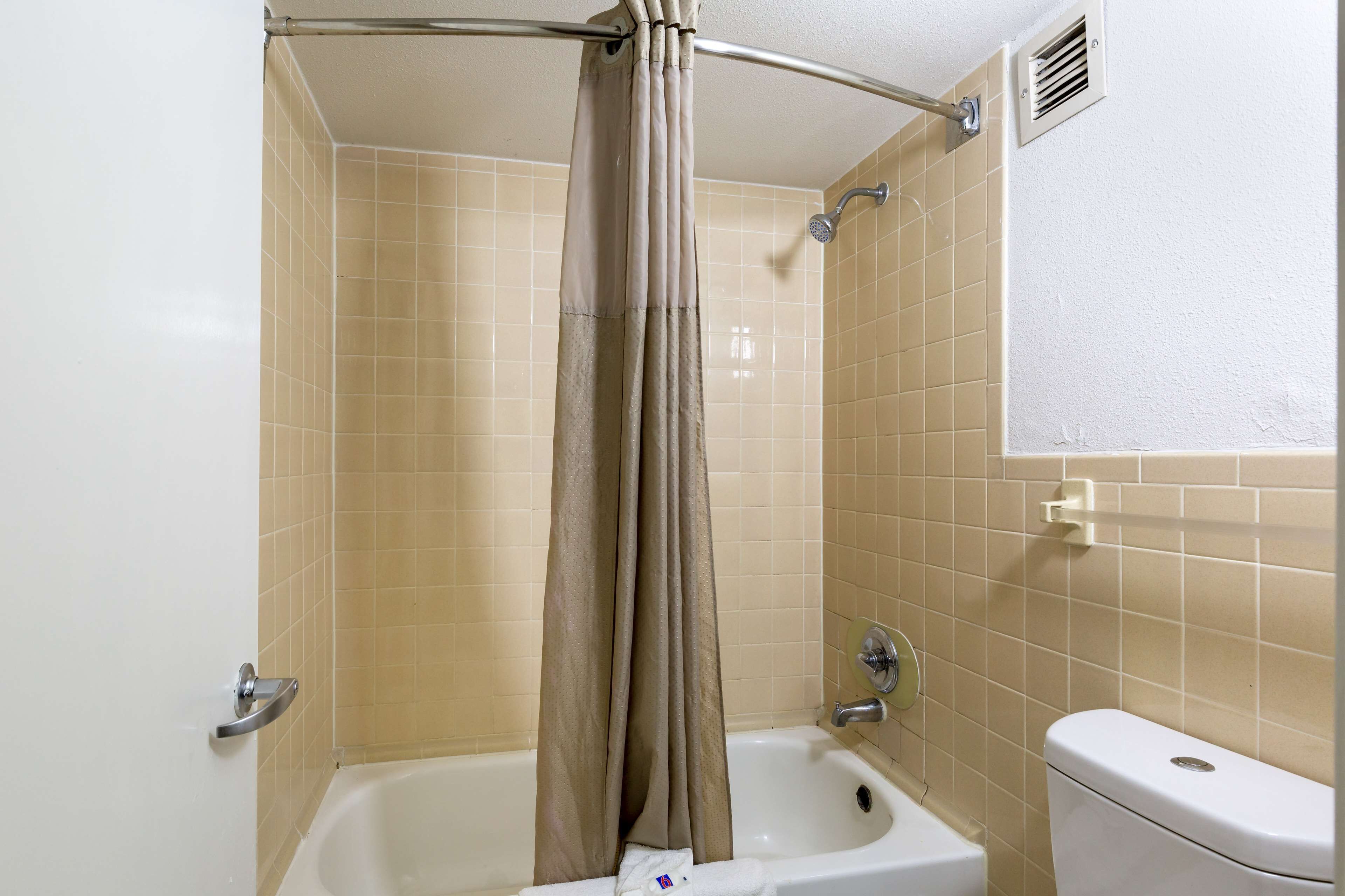 Photo - Motel 6-Houston, TX - East