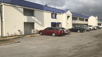 Bagian depan properti