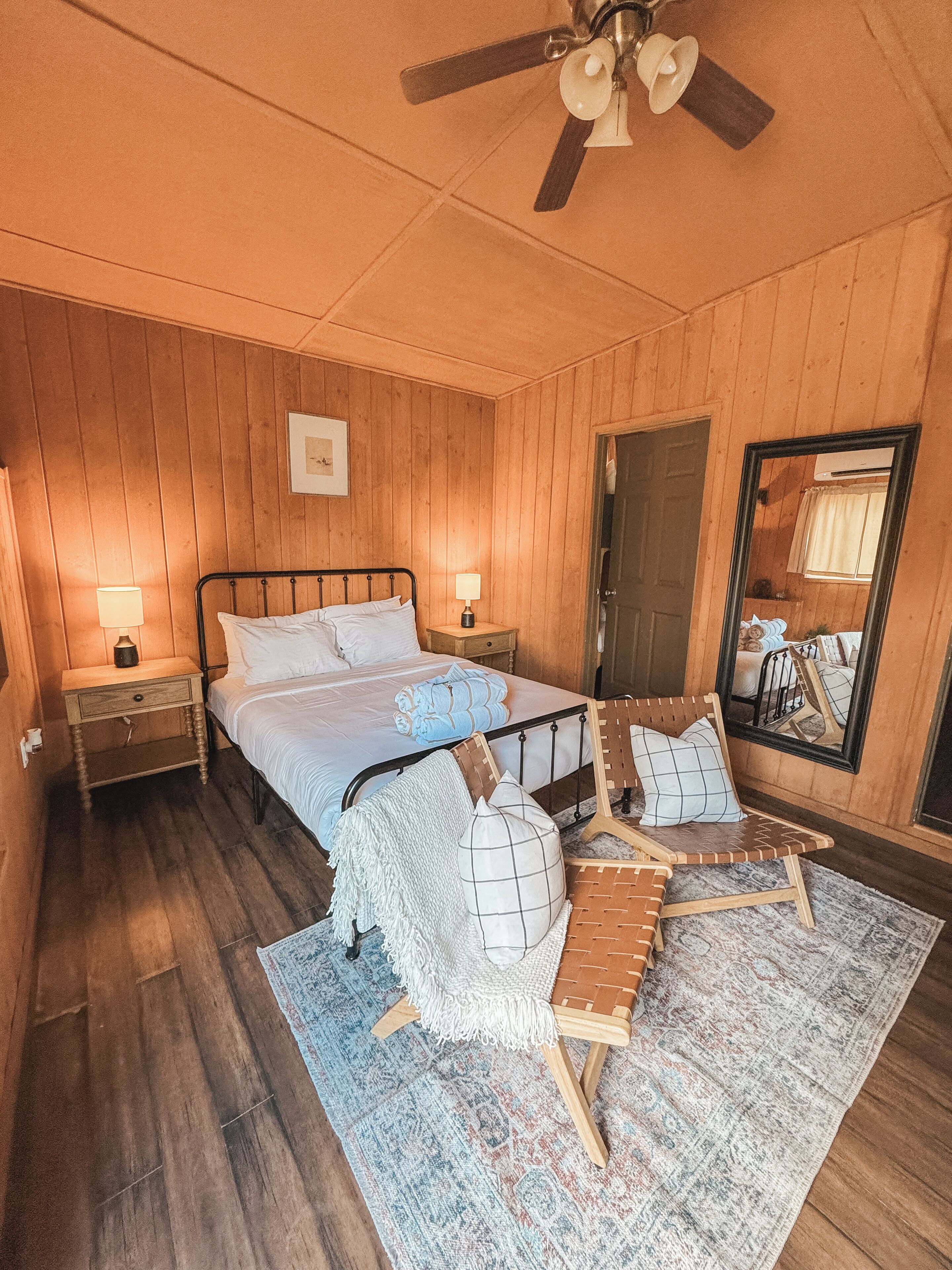 Cottage, 1 Bedroom | Individually decorated, individually furnished, iron/ironing board