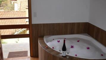 Banheira de hidromassagem