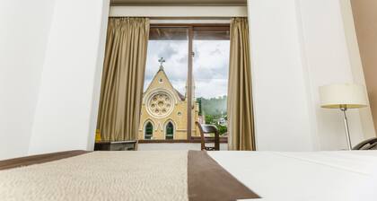 Kandy City Hotel by Earl's