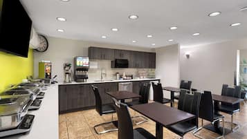 Petit déjeuner continental compris tous les jours