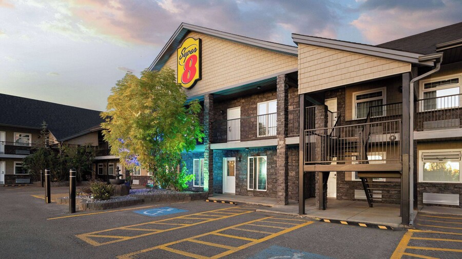 Super 8 Fort McMurray