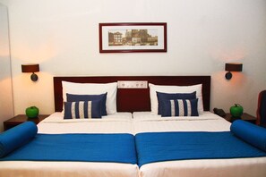 Superior Double or Twin Room | In-room safe, desk, iron/ironing board, free WiFi