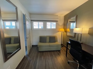 Chambre Deluxe, 1 grand lit, accessible aux personnes à mobilité réduite | Literie de qualité supérieure, couette en duvet d'oie