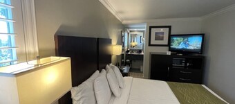 Hi View Inn & Suites