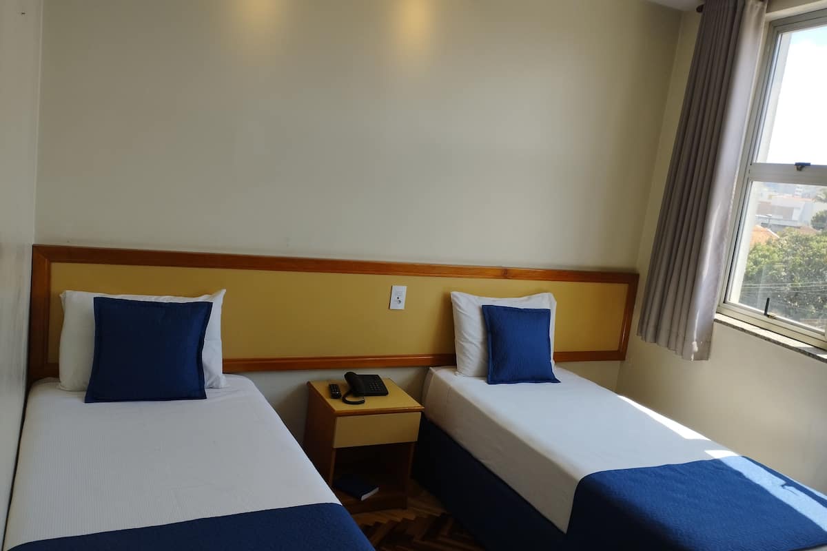 premium bedding, minibar, desk, blackout curtains