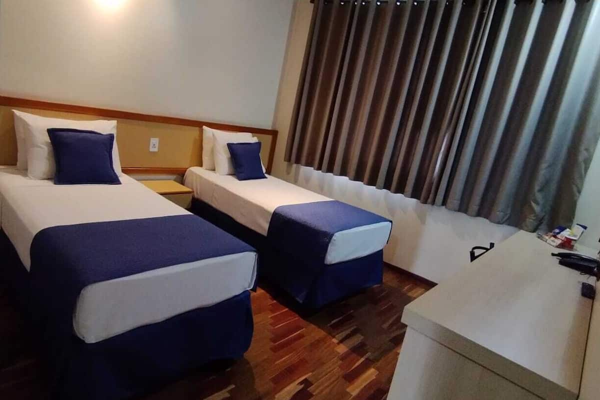 premium bedding, minibar, desk, blackout curtains