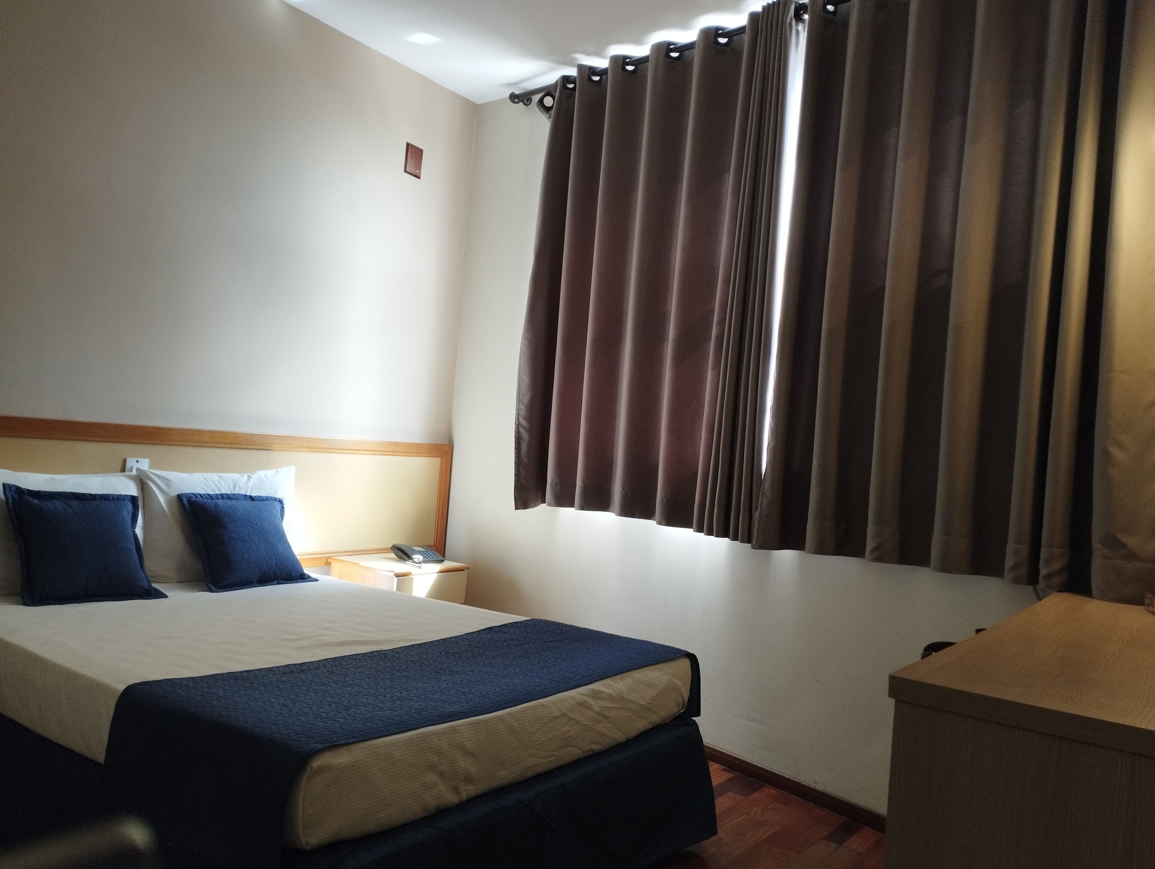 premium bedding, minibar, desk, blackout curtains