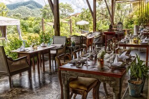 Breakfast, lunch, dinner served; Mediterranean cuisine, garden views  - Reverie Siam Resort (Pai)