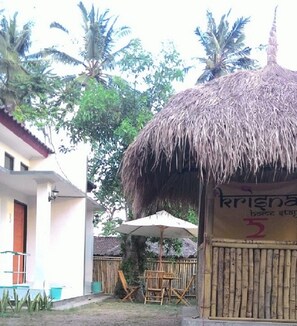 Property grounds - Krisna Home Stay (Kuta)