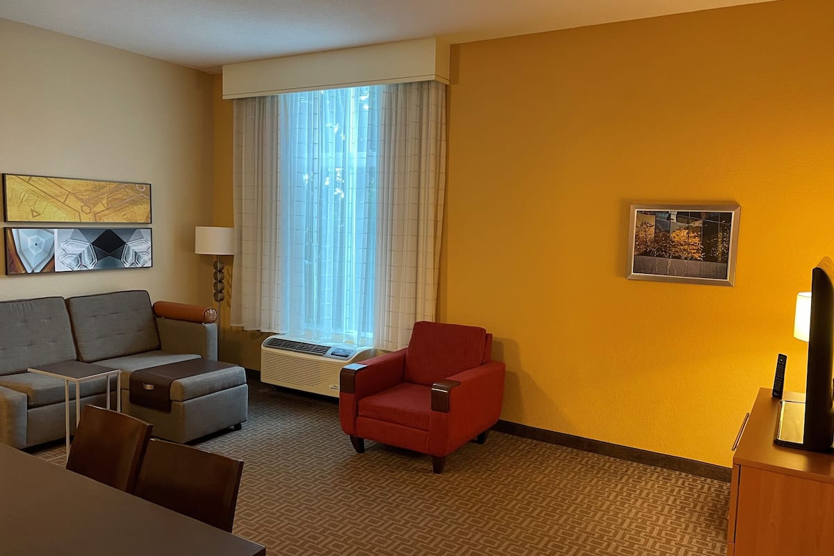 32-inch smart tv with digital channels, tv, netflix