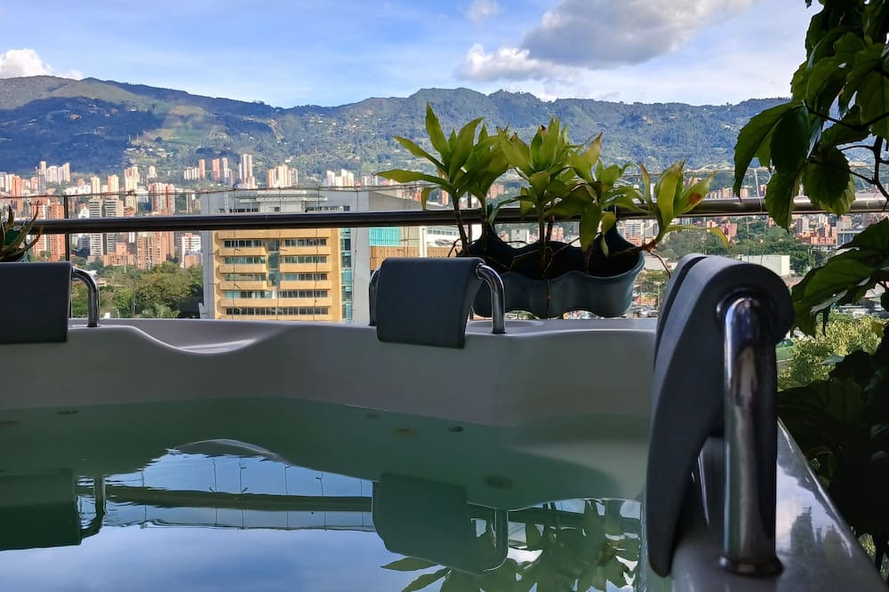Hotel Sixtina Plaza Medellin