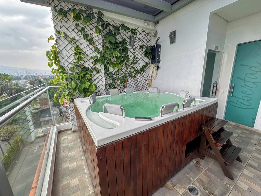 Vue depuis lâhĂ©bergement