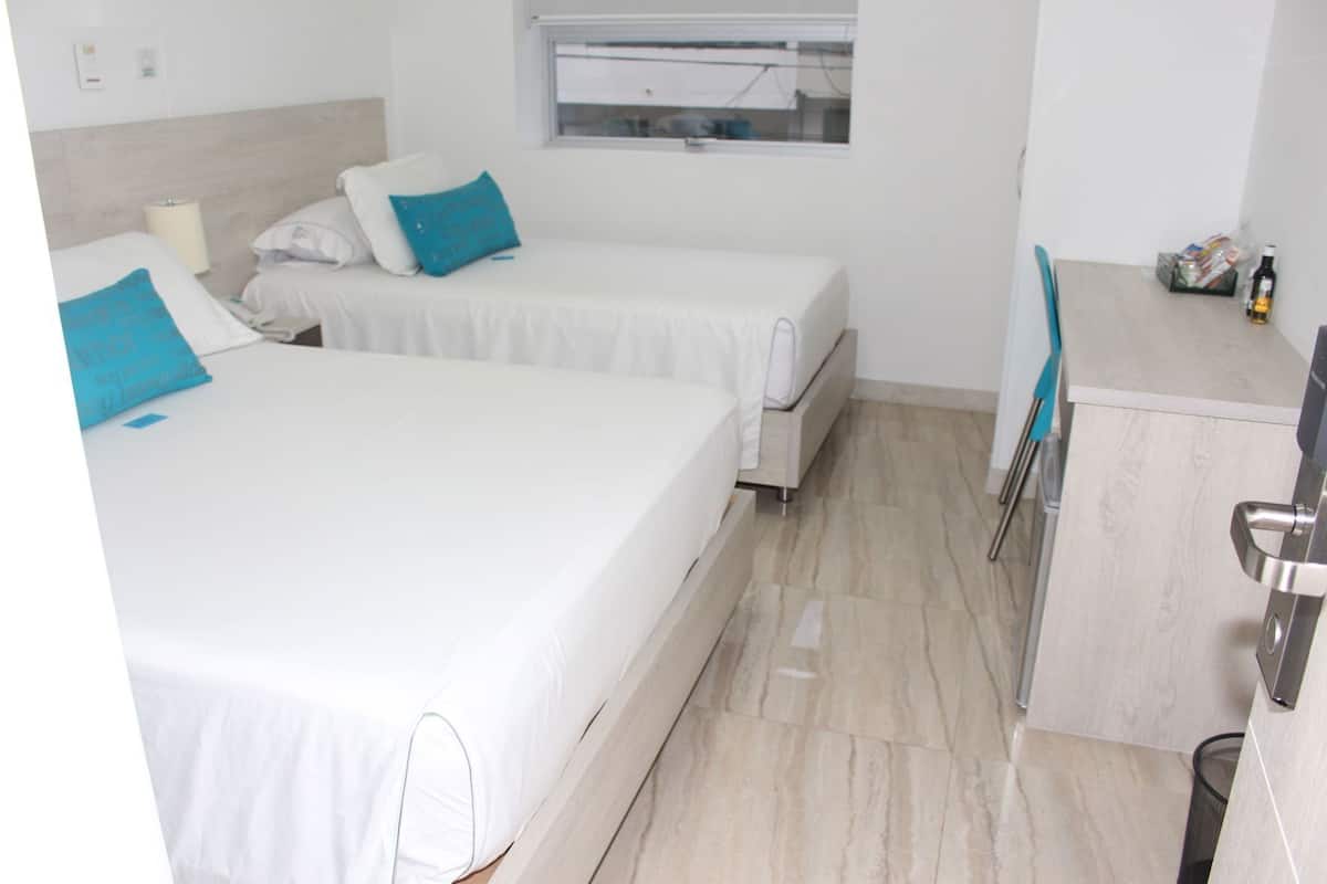 Ropa de cama hipoalergénica y minibar
