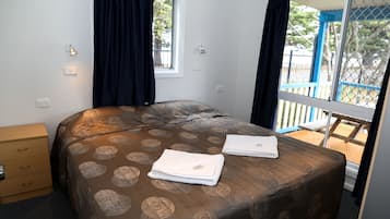 Ropa de cama de alta calidad y cortinas blackout