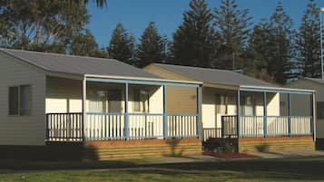 小屋, 2 间卧室, 独立浴室 (Sleeps 5) | 1 多间卧室、高档床上用品、遮光窗帘、熨斗/熨衣板