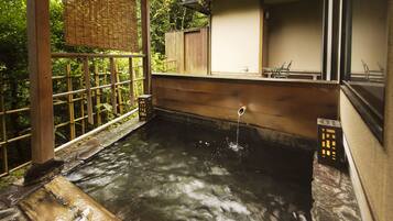 Japanese Style Room with Open Air Bath | Minibar, desk, free WiFi