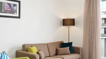 32-inch LCD TV with cable channels, TV, DVD player