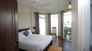 Luxury Double Room, 1 Bedroom, Balcony, River View