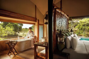 All Inclusive Luxury Cabin with Safari | Sábanas de algodón egipcio y ropa de cama de alta calidad