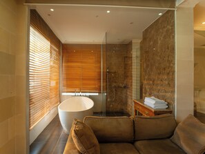 Executive-Zimmer, Gartenblick | Minibar, Zimmersafe, individuell dekoriert, individuell eingerichtet