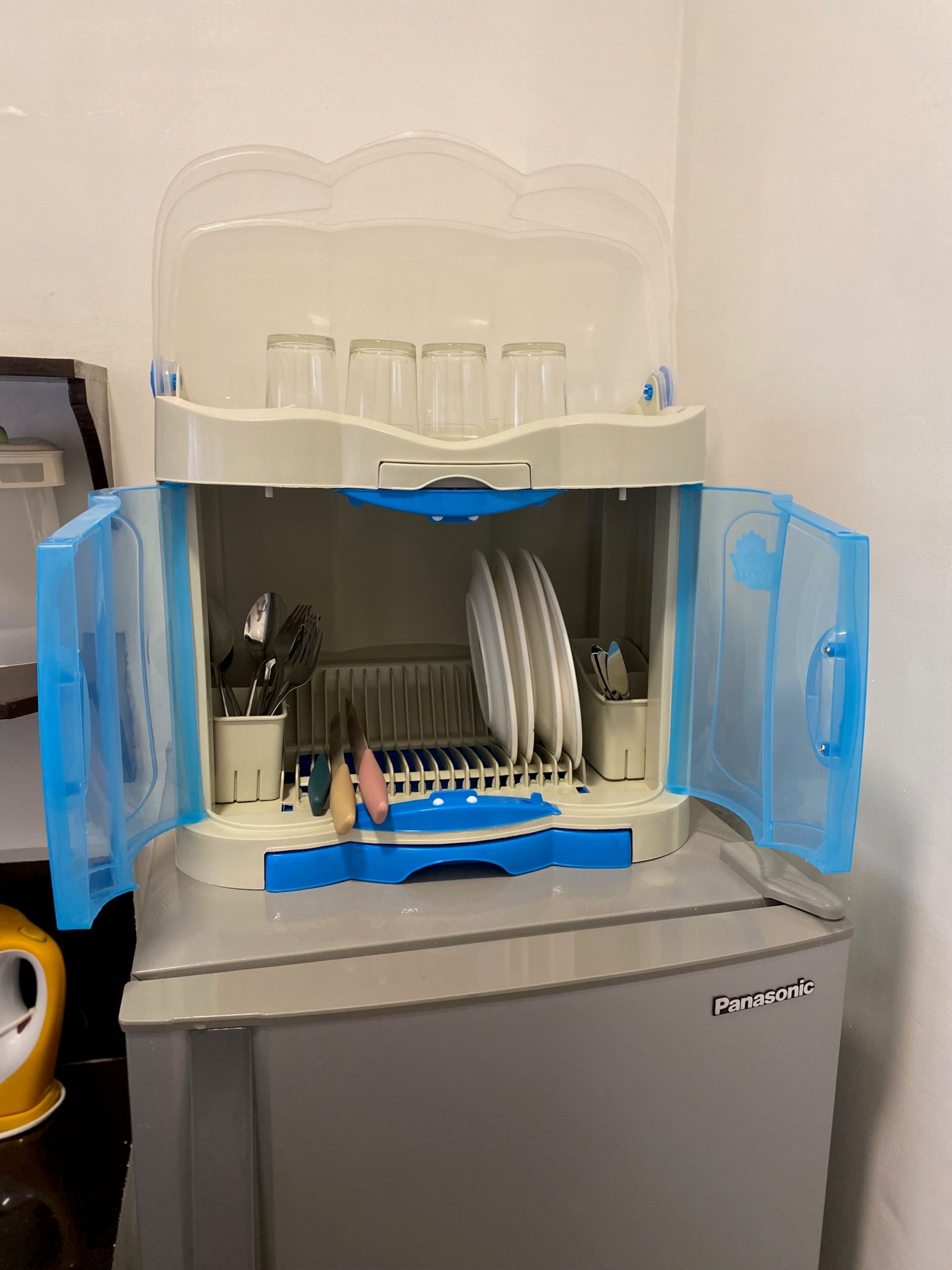 deluxe studio | private kitchen | coffee/tea maker, electric kettle