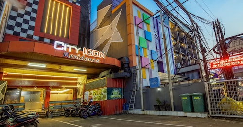 City Icon Residence