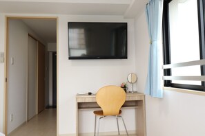 Standard Apartment, 1 Bedroom, City View, Annex Building