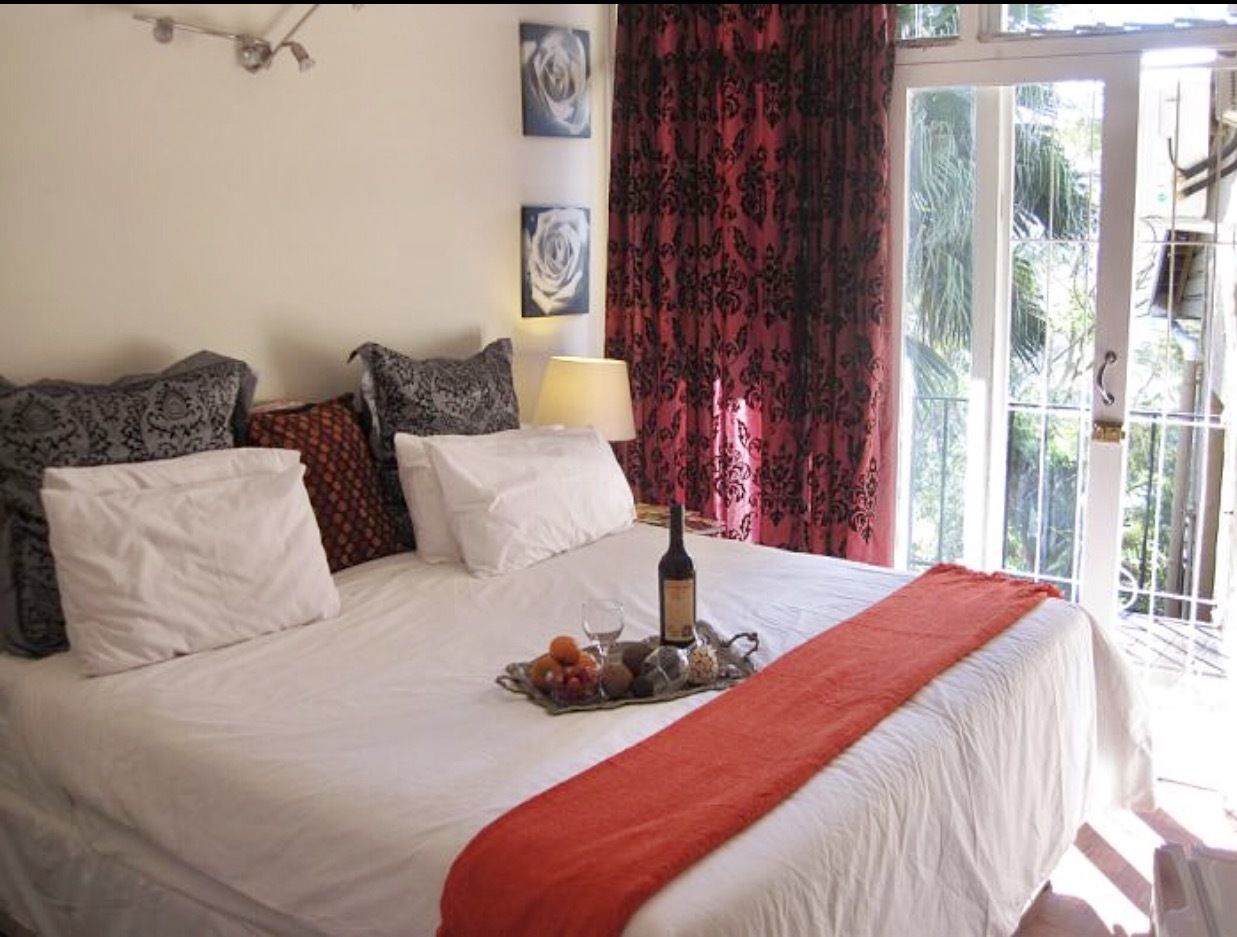 Luxury Twin Room, 1 King Bed, Valley View | Desk, iron/ironing board, free WiFi
