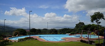 Bakasyunan Resort Tanay