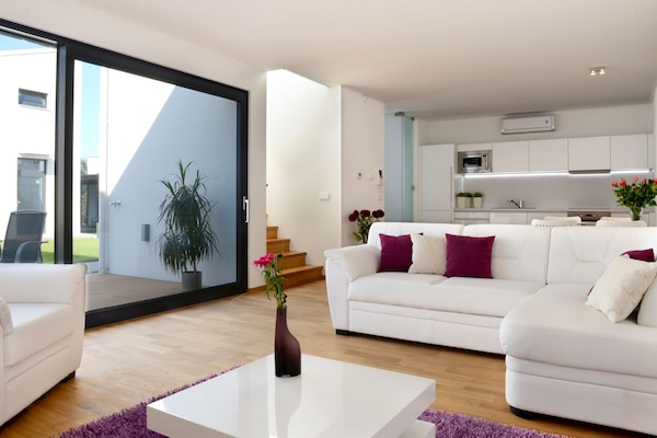 Premier Duplex, 1 Bedroom, Bathtub