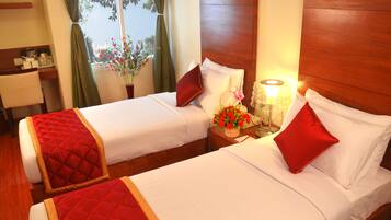 1 bedroom, premium bedding, minibar, in-room safe