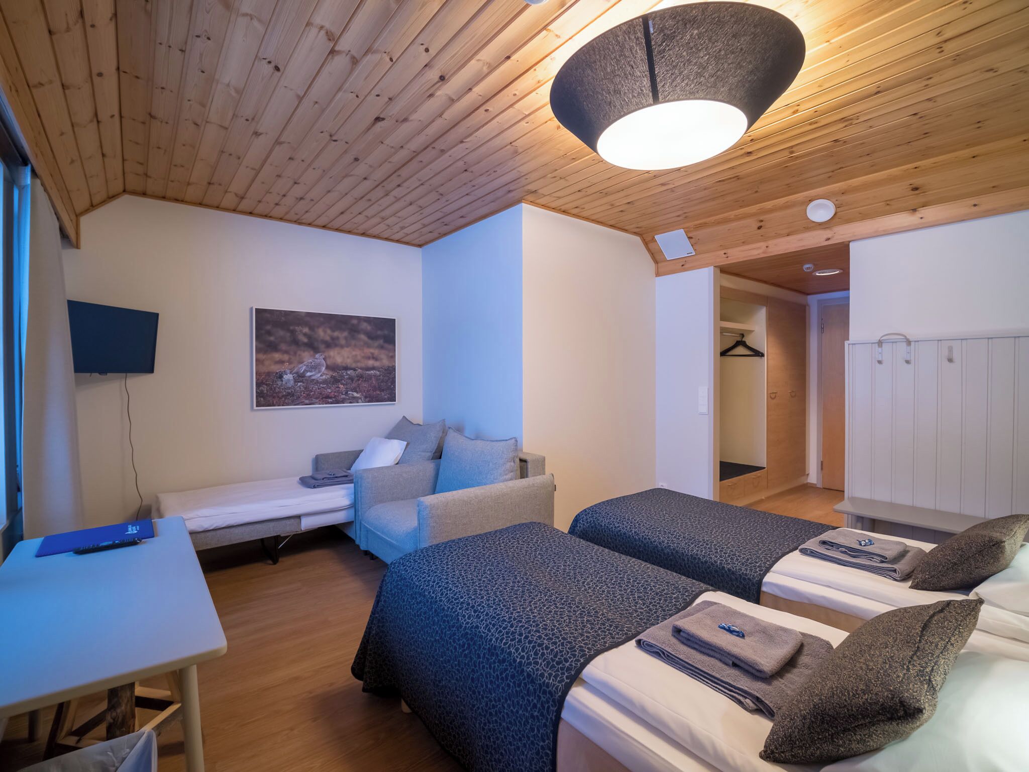 Triple Room | Free WiFi, bed sheets