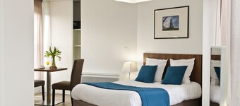 อพาร์ตโฮเทล อาเมียงส์ บลามงต์  