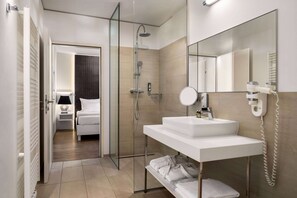 Suite (Plus)