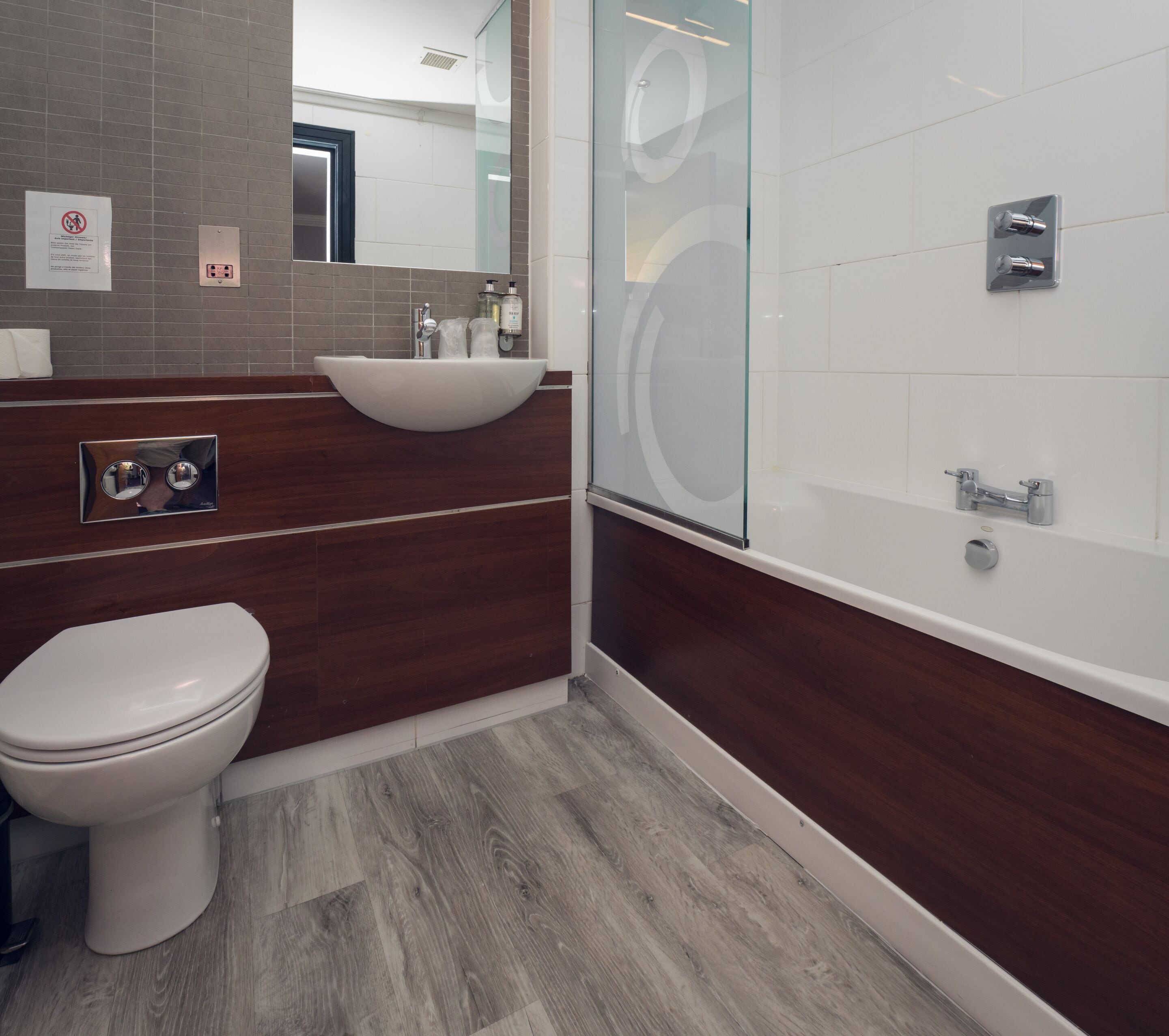 Deluxe Double Room, Ensuite | Bathroom