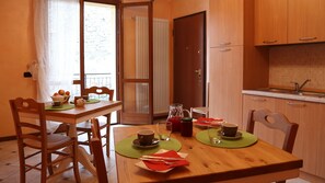 Tägliches inbegriffenes Frühstücksbuffet