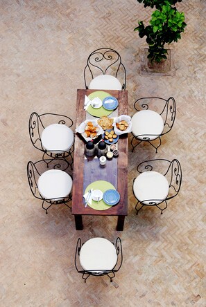 Breakfast, lunch, dinner served; Moroccan cuisine  - Riad Porte Royale (Marrakech)