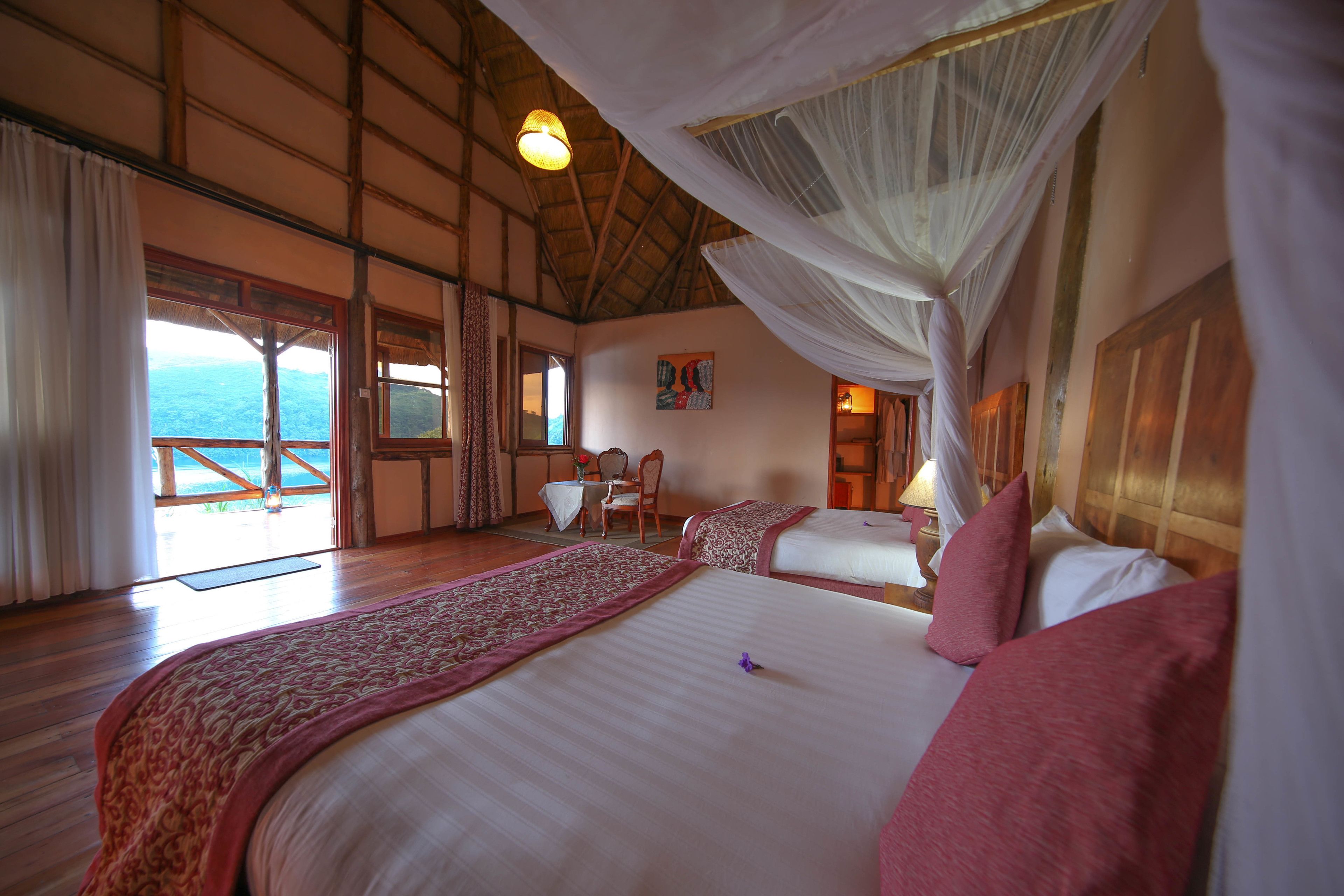 Deluxe Double or Twin Room, Lake View | In-room safe, desk, blackout curtains, free WiFi