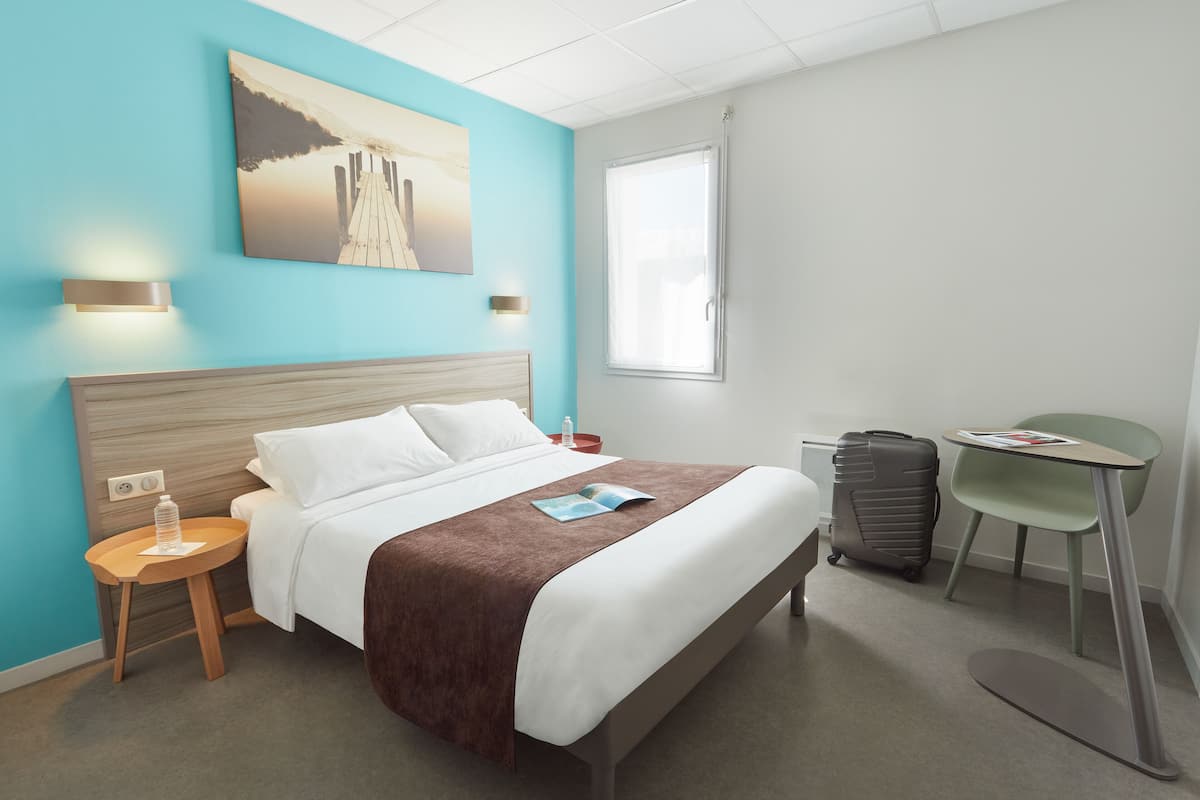 9 habitaciones, insonorización, wifi gratis y ropa de cama