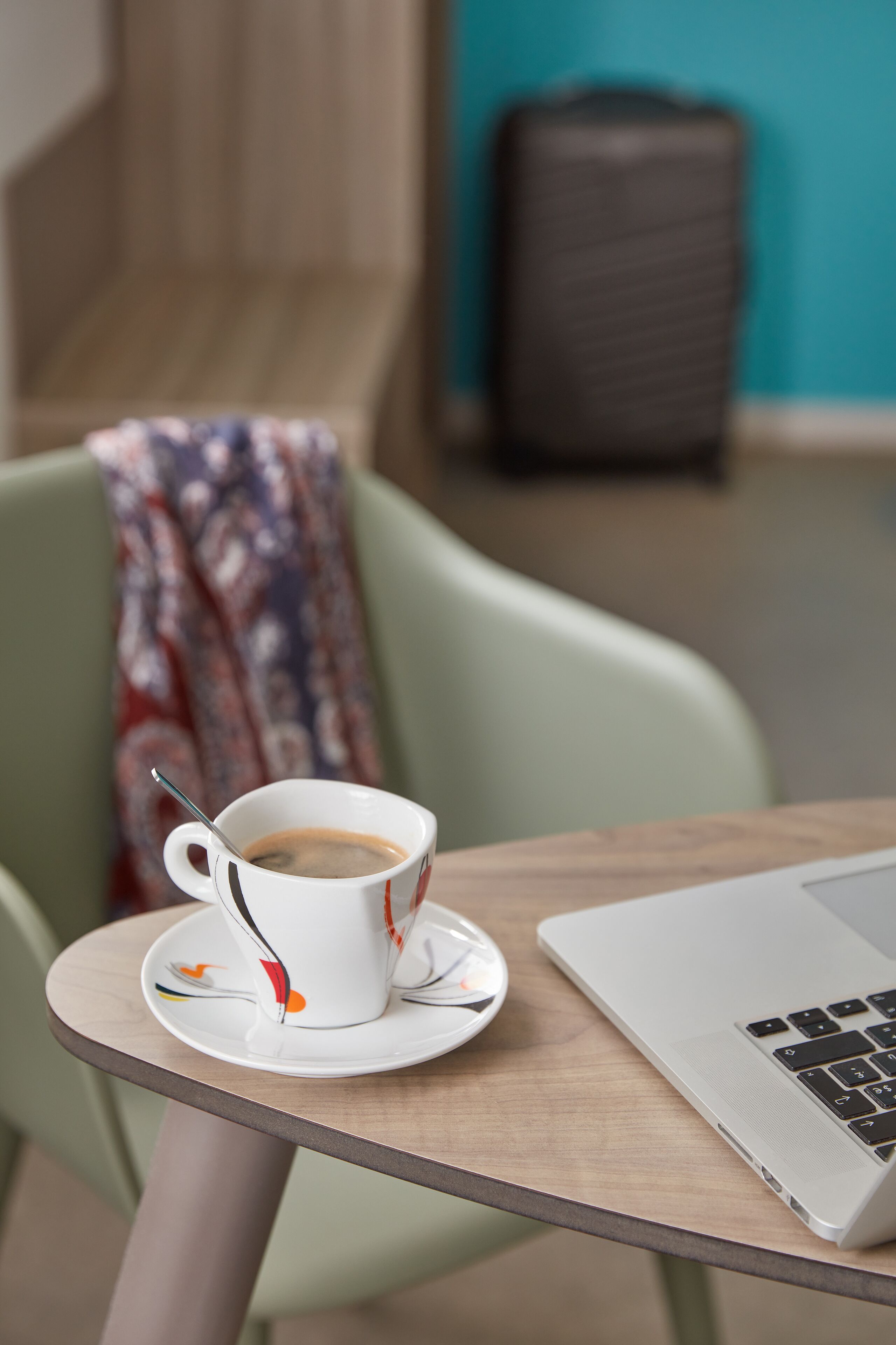 9 bedrooms, soundproofing, free wifi, bed sheets