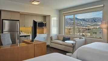 Studio, 2 Queen Beds | 1 bedroom, hypo-allergenic bedding, in-room safe, individually furnished