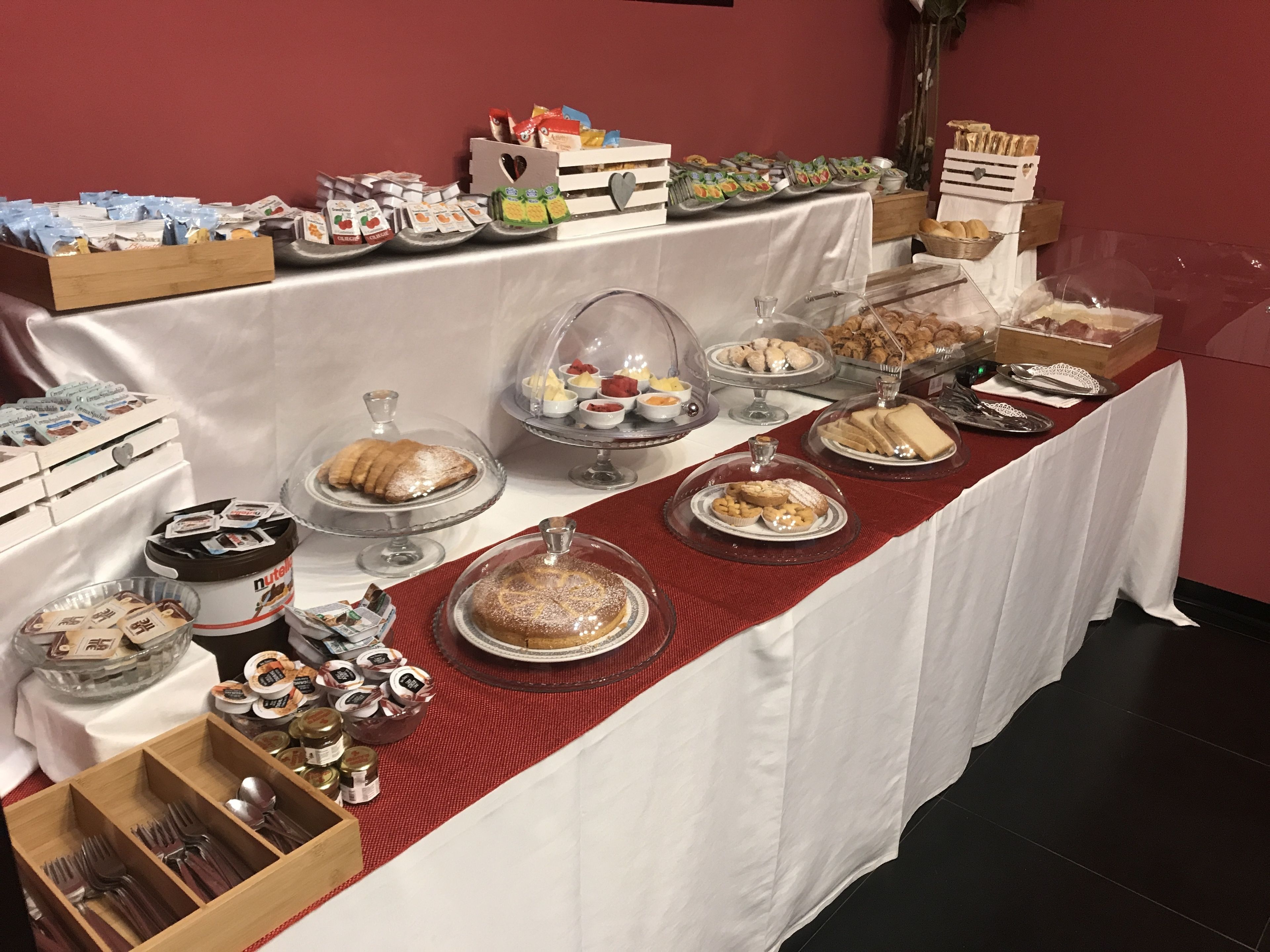 Tägliches inbegriffenes Frühstücksbuffet