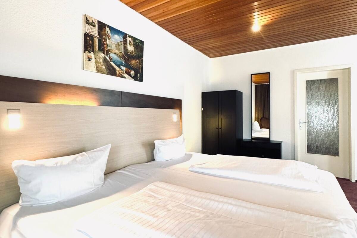 superior apartment | hypo-allergenic bedding, down duvets, in-room safe, desk