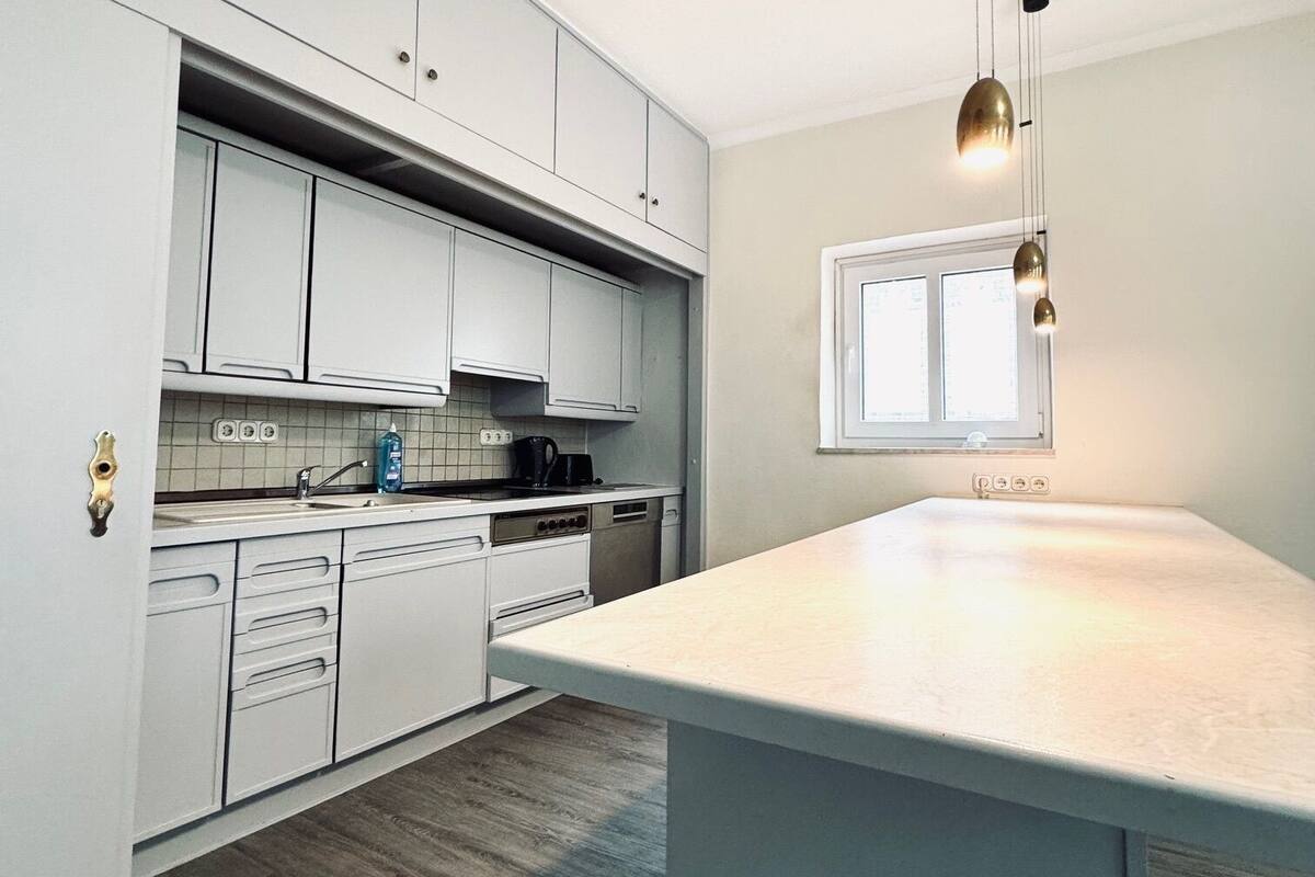 superior apartment | private kitchen | stovetop, dishwasher, toaster, cookware/dishes/utensils