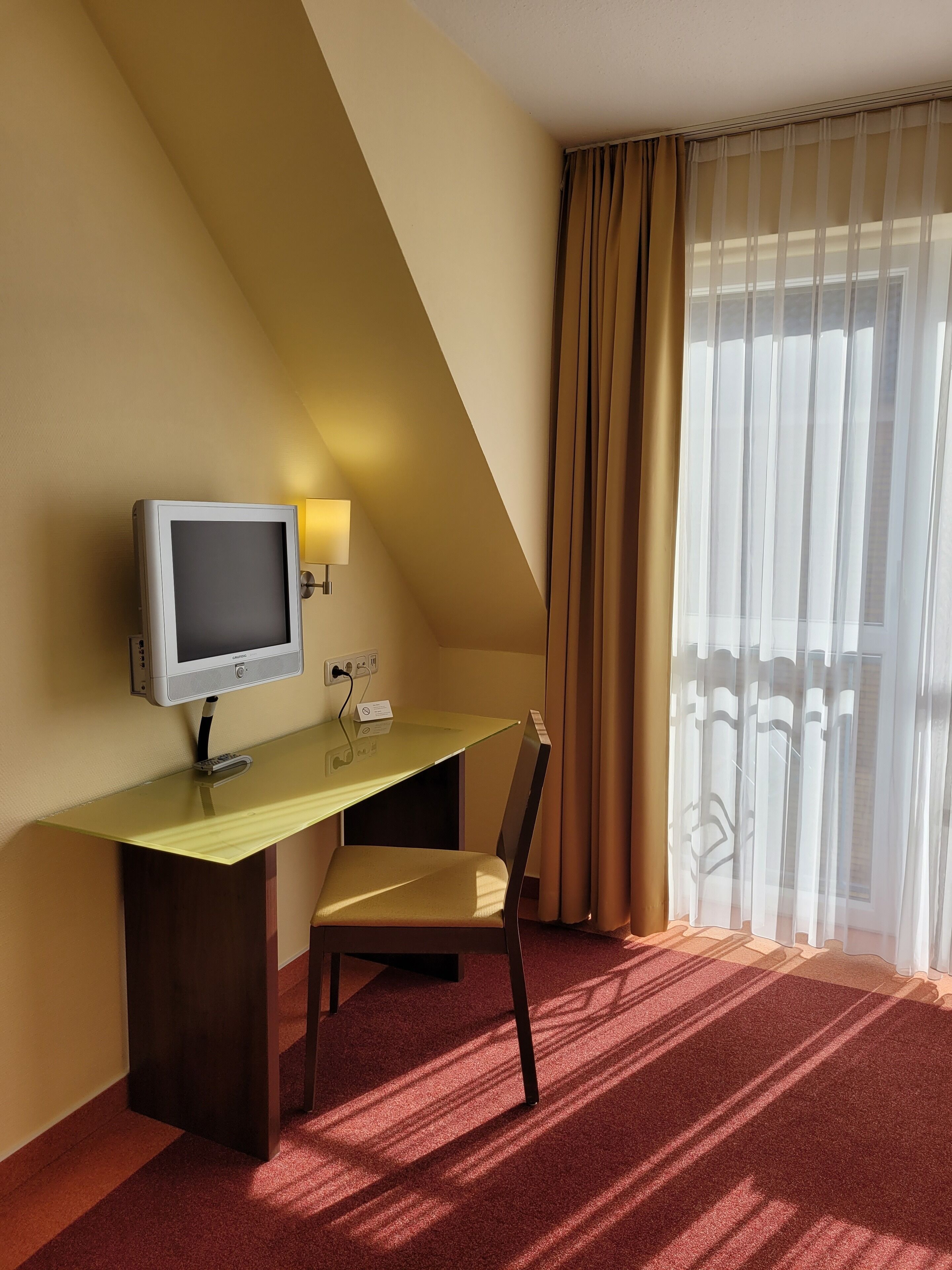 triple room | hypo-allergenic bedding, down duvets, in-room safe, desk