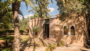 Turkish bath, body treatments, body scrubs, facials, 1 treatment room