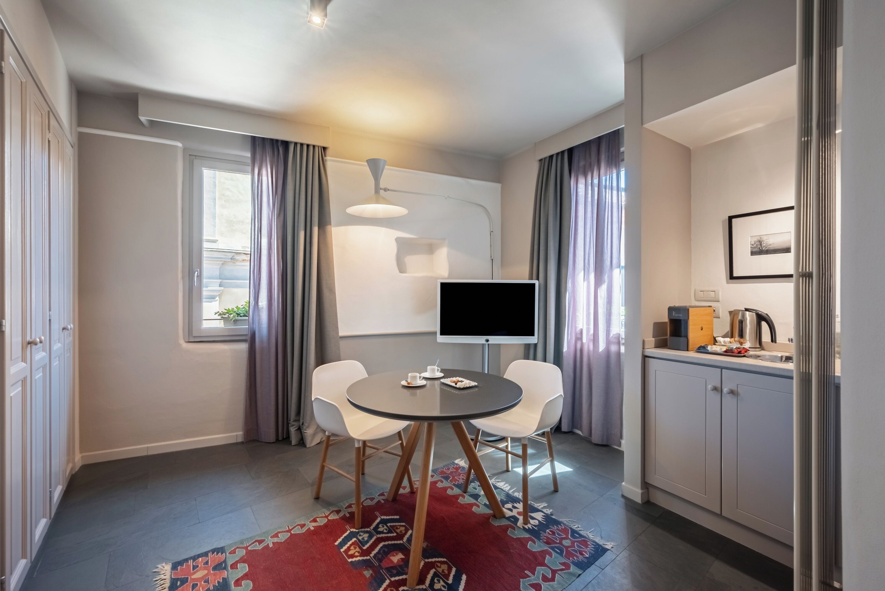 华丽双人房 | 埃及棉床单、高档床上用品、羽绒被、加厚床垫